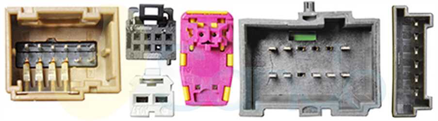 SCS70090 PLUG PSA Type 12V 