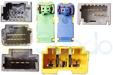 SCS71012 PLUG RENAULT Type 12V 