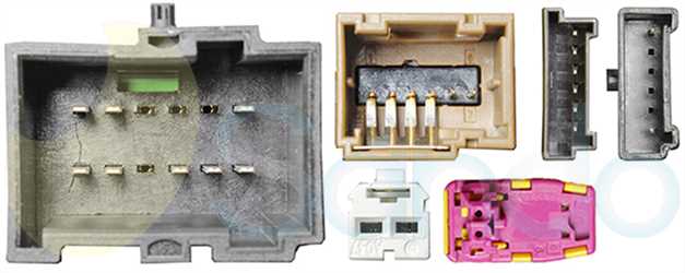 SCS74168 PLUG FIAT Type 12V 