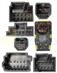 SCS74298 PLUG FIAT Type 12V 