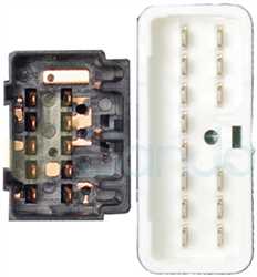 SWR78022 PLUG KIA-HYUNDAI Type 12V 