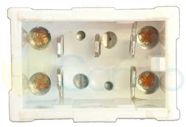SWR86020 PLUG TOYOTA Type 12V 